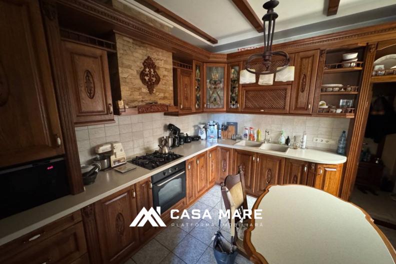 Vânzare două case cu design individual și piscină | 280 m² | Bălți, str. Bulgară, 43/V 6