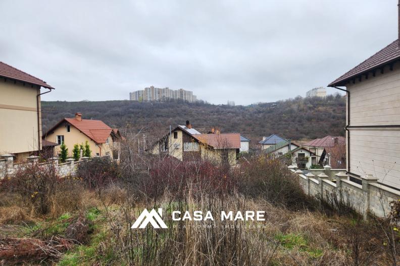 Vânzare teren pentru construcții | 6 ari | Botanica, str. Andrei Vinaru 3