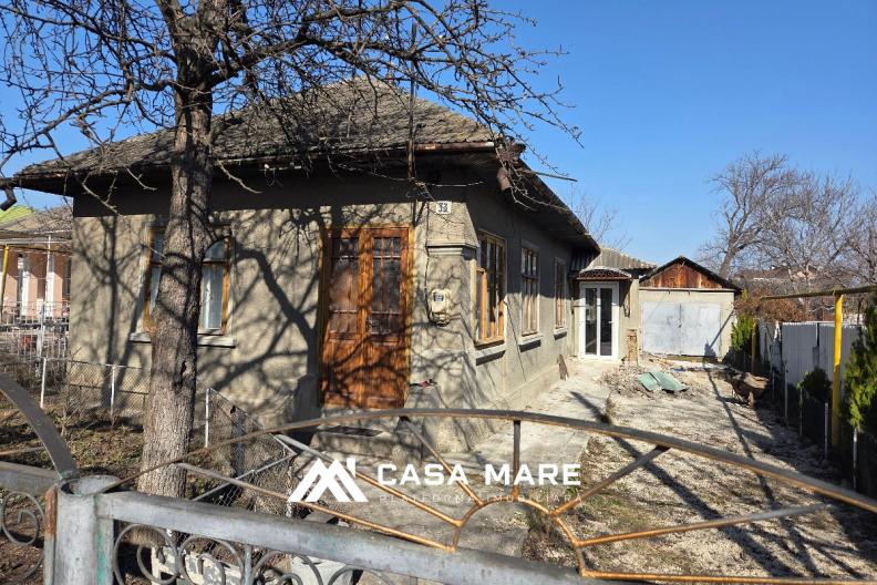 Spre vânzare lot cu două case și garaj | 10 ari | Bălți, str. Nicolaus Kopernik, 33 1