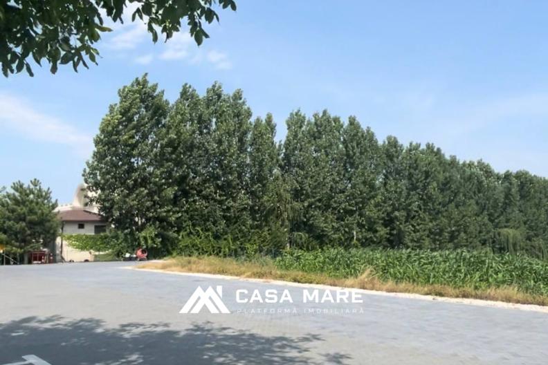 O oportunitate excelentă de investiție – teren agricol situat în prima linie 1