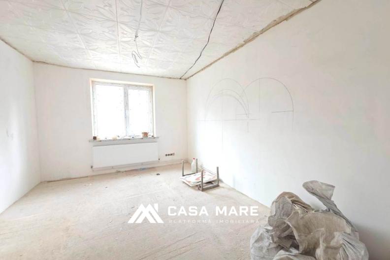 Spre vânzare apartament cu 3 camere, 68 m² | Soroca, str. V. Stroescu 4
