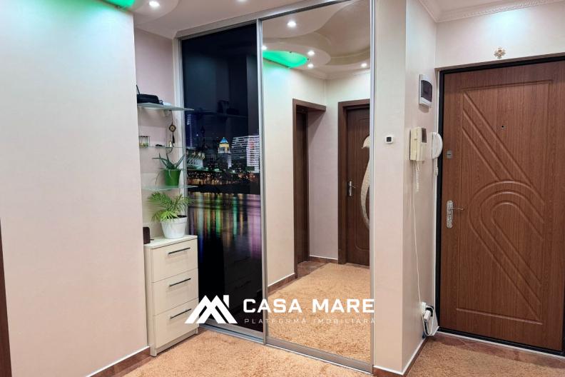 Apartament cu 3 camere, 73 m², 10 cartier, Bălți 10