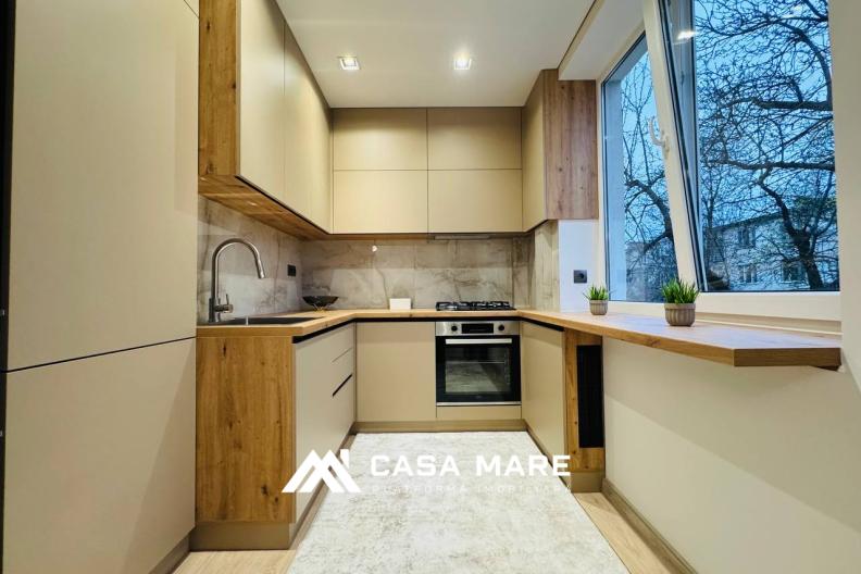 Spre vânzare apartament cu 2 camere și living | Râșcani, str. Miron Costin 7