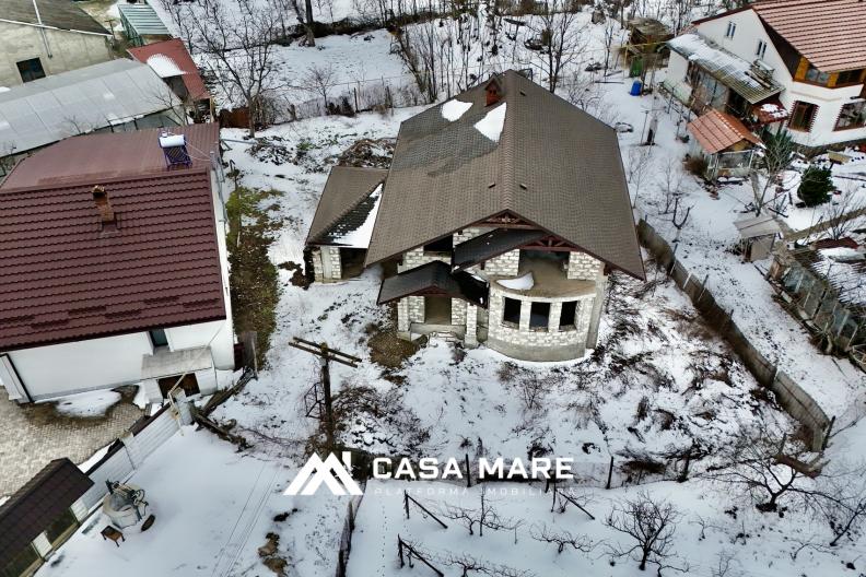 Casă spre vânzare | Ialoveni, str. Constantin Stere 12! 3