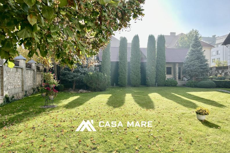Casă de vânzare | Botanica – 480 m², teren 10,4 ari! 12