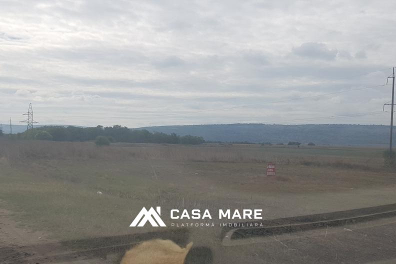 Teren R6 la traseu național spre vânzare | Orhei, s. Cișmea 5