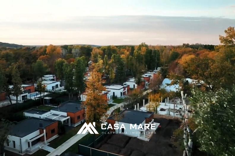Spre vânzare casă modernă | La Sarkis Village! 7