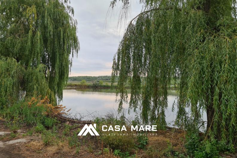 Spre vânzare teren pentru construcții pe malul lacului | Ciuciulea, r. Glodeni 1