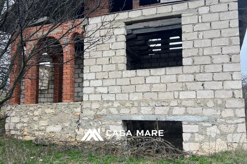 Spre vânzare casă nefinalizată | s. Maximovca 10