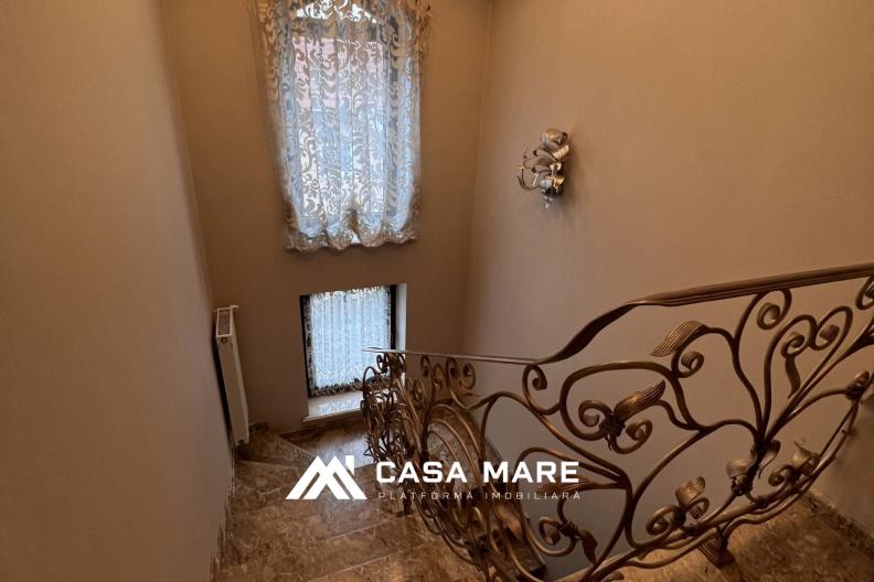 Casă de vânzare | Botanica – 480 m², teren 10,4 ari! 3