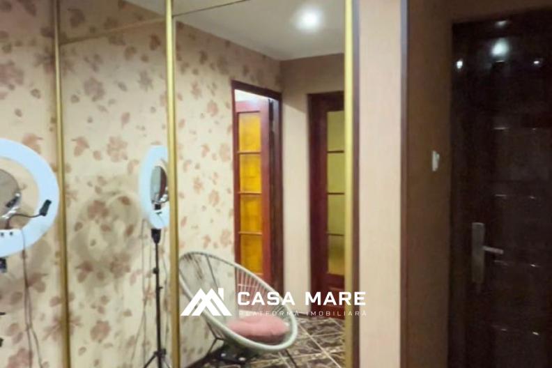 Apartament cu 3 camere, 78 m², Ungheni 6