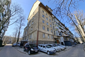 Apartament spre vânzare | 39 m² | Chișinău, Buiucani, bd. Alba Iulia 12
