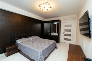 Vânzare apartament cu 1 cameră și living | 60 m² | Botanica, str. Tudor Strișcă 8/1