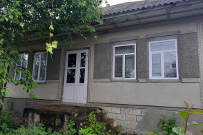 Spre vânzare casă cu teren de 30 ari | Briceni, s. Beleavinți