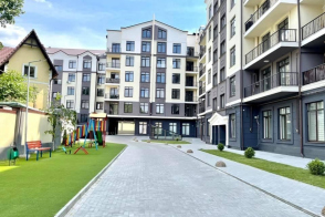 Apartament cu 2 camere, 74 m², Centru, Chișinău