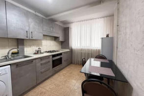 Vânzare apartament cu 1 cameră | 40 m² | Poșta Veche, str. Doina 150/4