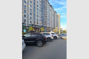 Vânzare apartament cu 2 camere și living | 73 m² | Ciocana, bd. Mircea cel Bătrân, 41/B