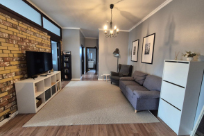 Spre vânzare apartament cu 2 camere și living | 70 m² | Sculeni, str. Calea Ieșilor, 67