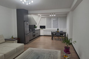 Apartament cu 2 camere, 80 m², Buiucani, Chișinău