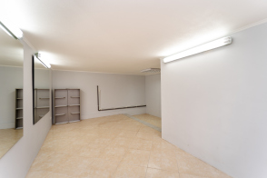 De vânzare apartament cu 3 camere + spatiu comercial | Chișinău, Botanica