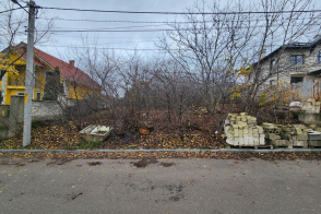Vânzare teren pentru construcții | 6 ari | Botanica, str. Andrei Vinaru