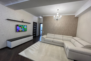 Apartament cu 3 camere, 80 m², Botanica, Chișinău