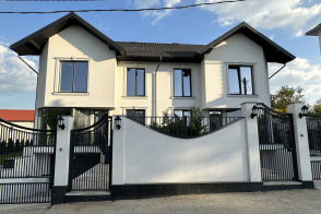 Vânzare casă cu 5 camere | 290 m² | Cricova, str. Aron Pumnul, 21