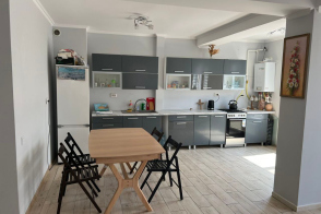 Apartament cu 2 camere, 70 m², Durlești