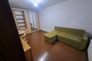 Spre vânzare casă cu 5 camere | Buiucani, str. Vasile Lupu!