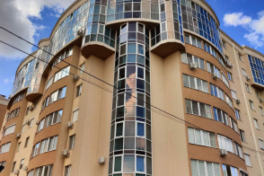 Apartament cu 3 camere, 202 m², Buiucani, Chișinău