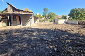 Teren pentru construcții în municipiul Chișinău, sector Rîșcani (Poșta Veche)