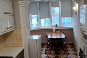 Vânzare apartament cu 3 camere | 70 m² | Codru, str. Costiujeni, 6/1