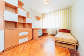 Se vinde apartament cu 4 camere&nbsp;|&nbsp;81 mp&nbsp;|&nbsp;Buiucani,&nbsp;bd. Alba-Iulia!