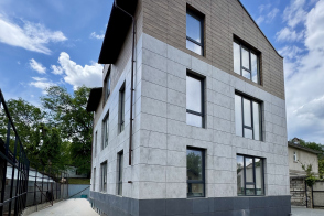 De vânzare clădire comercială | Chisinau, Centru