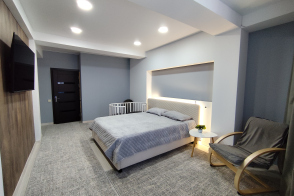 Apartament modern de vânzare – Buiucani, str. Alba Iulia 75/22 | 92 m² | Etaj 14/14 | Complet mobilat!