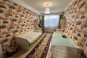 Vânzare apartament cu 3 camere și living | 92 m² | Telecentru, str. Sprîncenoaia 1/A