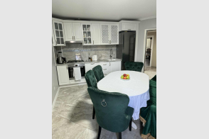 Apartament cu 3 camere, 74 m², Buiucani, Chișinău