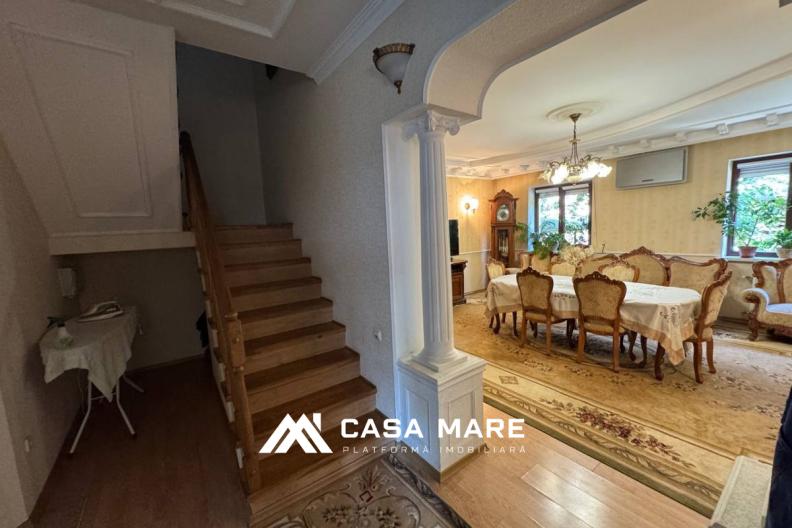 Vânzare două case cu design individual și piscină | 280 m² | Bălți, str. Bulgară, 43/V 5